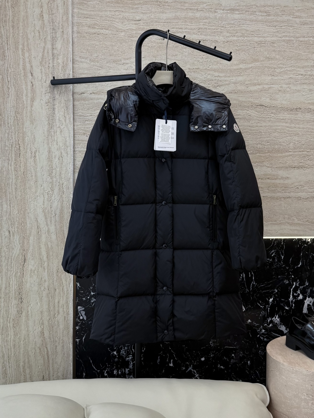 NO:566556,Comes with dust bag MN5026# new down jacket, Mon, running size, Litte, mid-length 90, white goose down down jacket, black, off-white, 0-1-2-3 size,,Moncler,down jacket,alexander wang19860909配防尘袋MN5026#新款羽绒服 Mon 蒙口 跑量款 Litte 中长款90 白鹅绒 羽绒服 黑色 米白色 0-1-2-3码,,Moncler,down jacket,alexander wang,Women's clothing