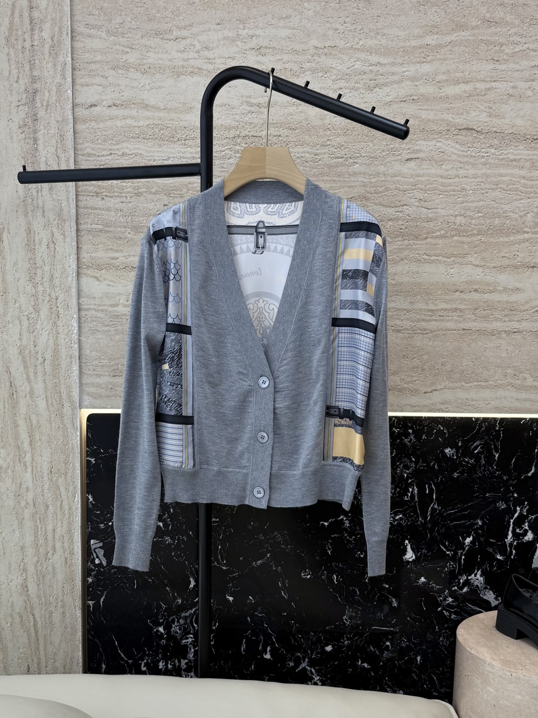 H32587#新款外套💕H家 爱马仕 100% 真丝印花拼接长袖针织羊毛开衫 灰色 蓝色 粉色 S-XL