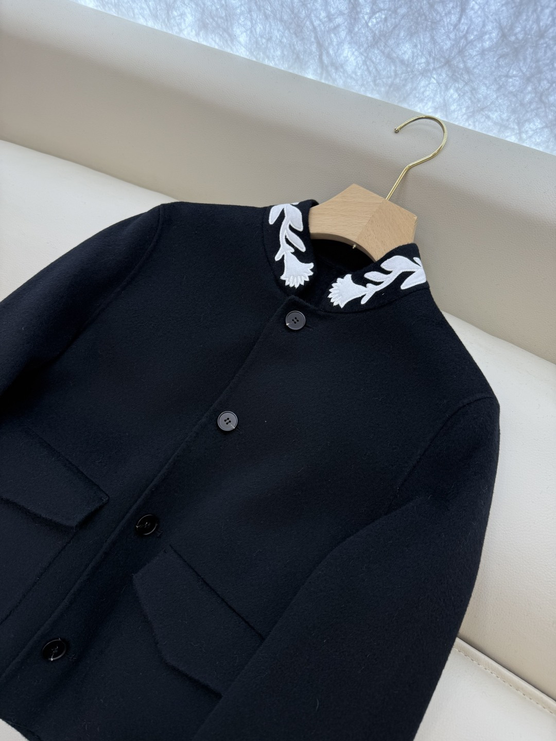 QD8202#新款大衣💕LP 🌾100%羊毛 10%羊绒 绣花领 羊毛外套 36-42