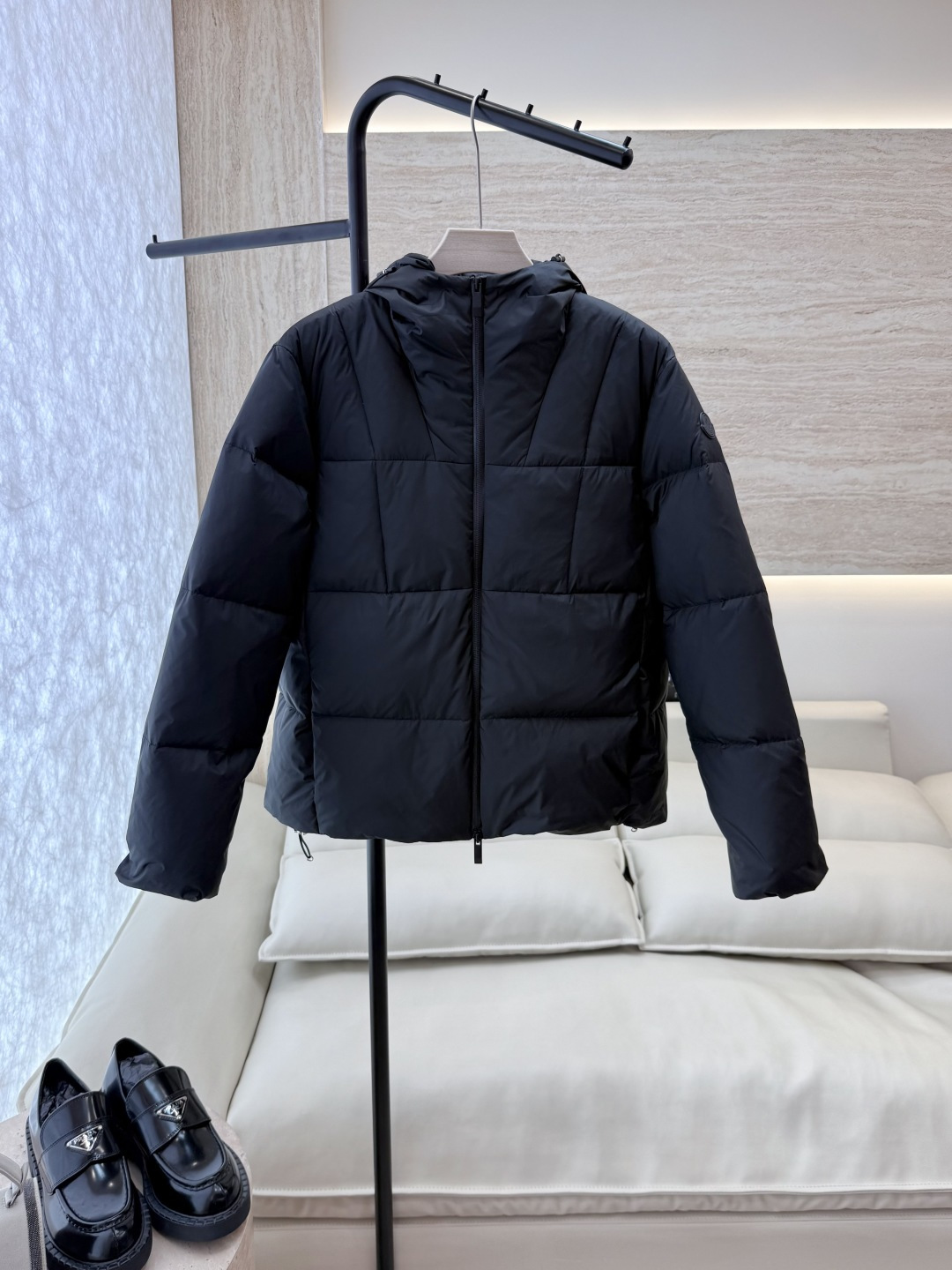 NO:568692,With dust bag QGL# new down jacket P Mon, same style for men and women, 90 white goose down down jacket, black gray, 1-2-3-4 size,,Moncler,down jacket,alexander wang19860909配防尘袋QGL#新款羽绒服P Mon蒙口 男女同款 90白鹅绒 羽绒服 黑色 灰色 1-2-3-4码,,Moncler,down jacket,alexander wang,Women's clothing