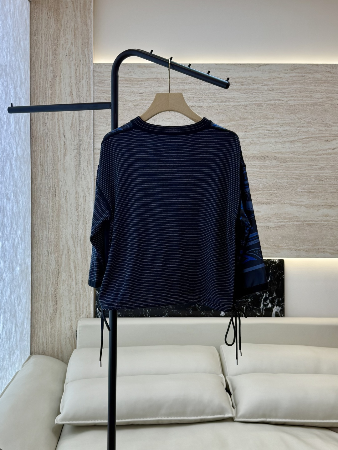 H32592#新款羊毛针织💕H家 爱马仕拼接款 100% 真丝拼接20% 羊毛 圆领套头衫 杏色 蓝色 