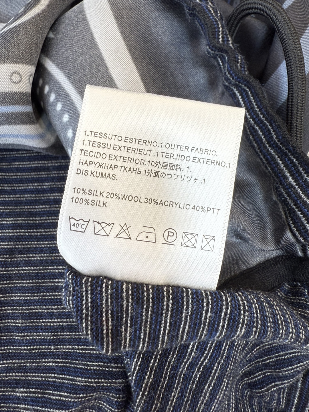 H32592#新款羊毛针织💕H家 爱马仕拼接款 100% 真丝拼接20% 羊毛 圆领套头衫 杏色 蓝色 