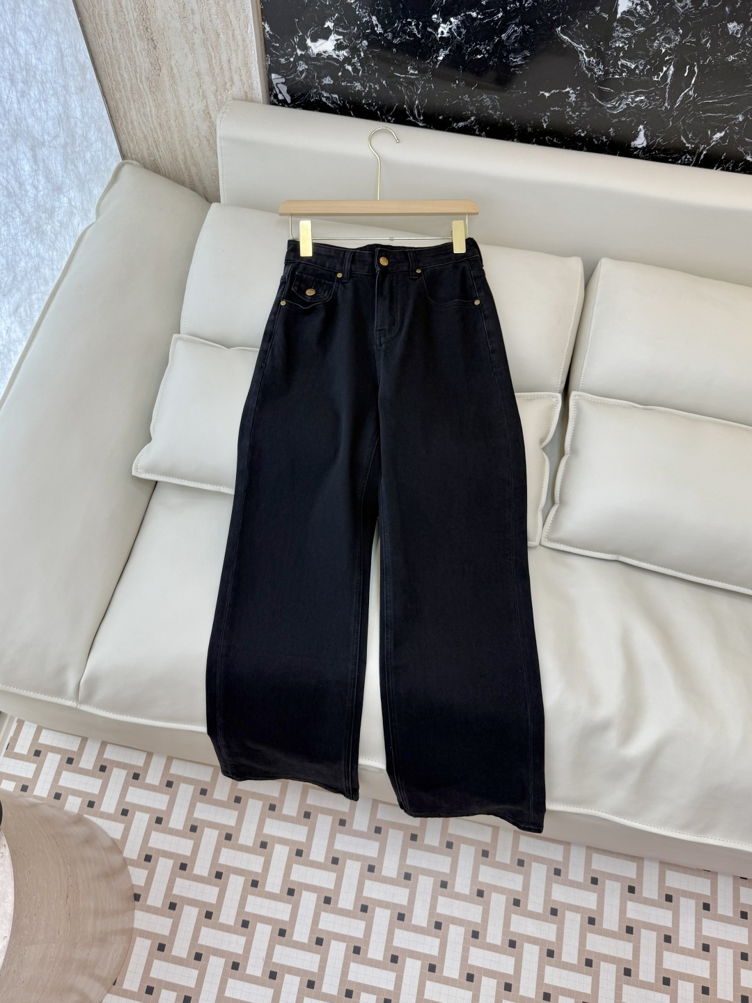 NO:591231,CX0165# new jeans celine letters denim cotton slim jeans blue black size 26-30,,celine,jeans,alexander wang19860909CX0165#新款牛仔裤 celine 字母 牛仔棉显瘦牛仔裤 蓝色 黑色 26-30码,,celine,jeans,alexander wang,Women's clothing