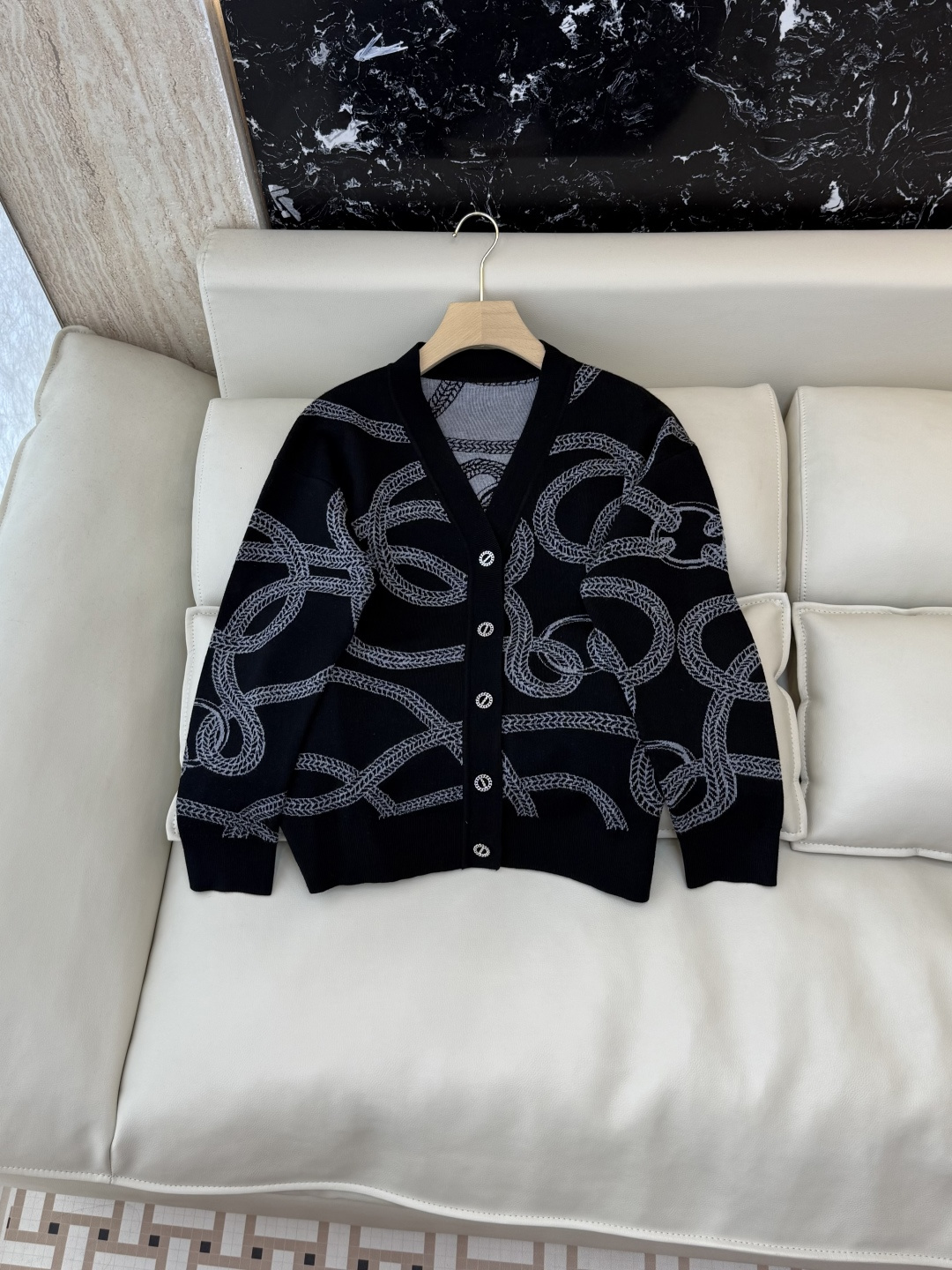 H32590#新款羊毛针织💕H家 爱马仕 20% 羊毛 开衫外套 羊毛针织衫 黑色 红色 S-XL