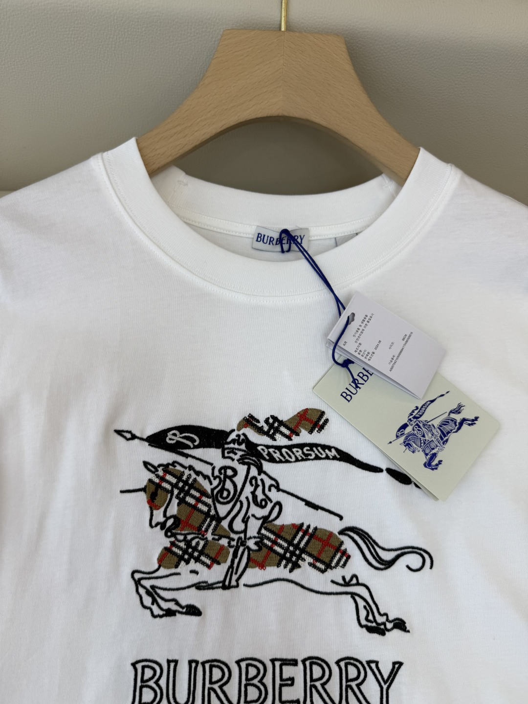 QG0128#新款长袖T恤‼️Bur 战马印花 经典款短袖T恤 白色 黑色 粉色 SML