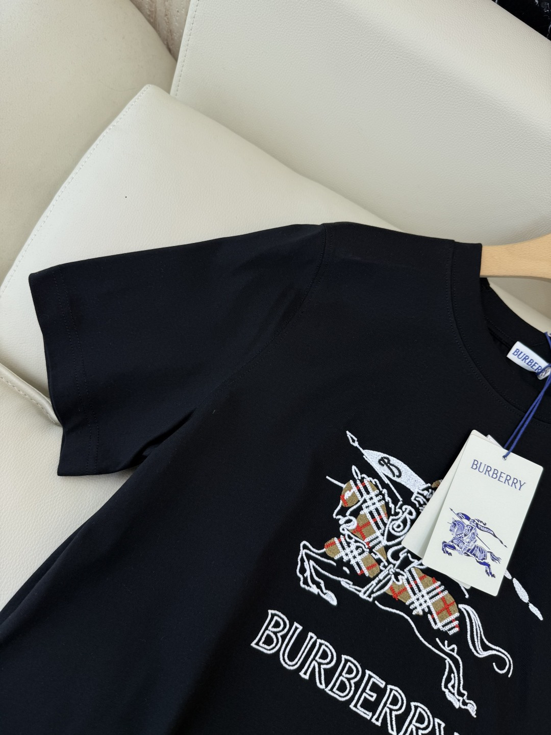 QG0128#新款长袖T恤‼️Bur 战马印花 经典款短袖T恤 白色 黑色 粉色 SML