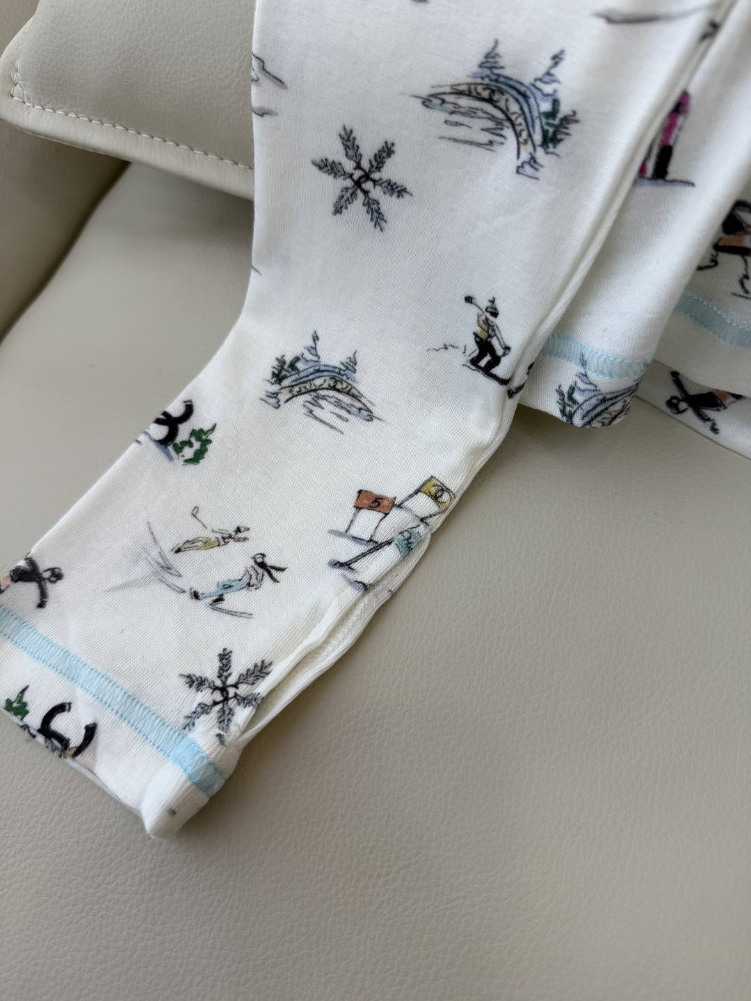 QG0125#新款长袖T恤‼️chanel 小香 滑雪⛷️印花 长袖T恤 SML