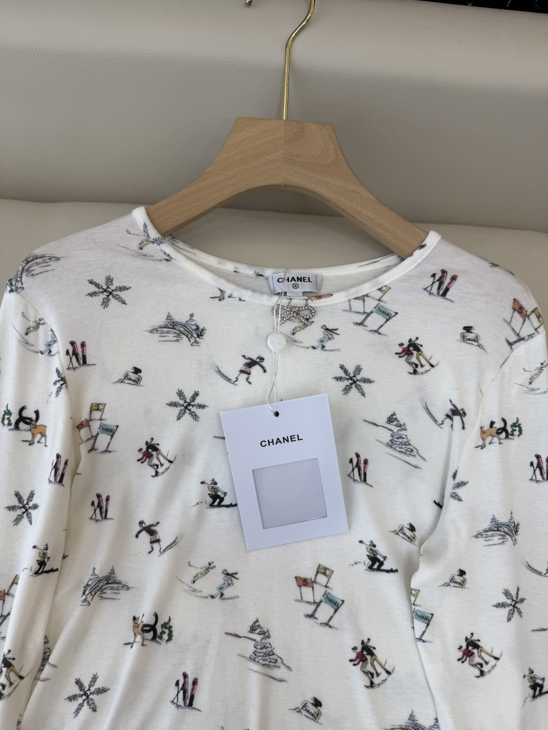 QG0125#新款长袖T恤‼️chanel 小香 滑雪⛷️印花 长袖T恤 SML