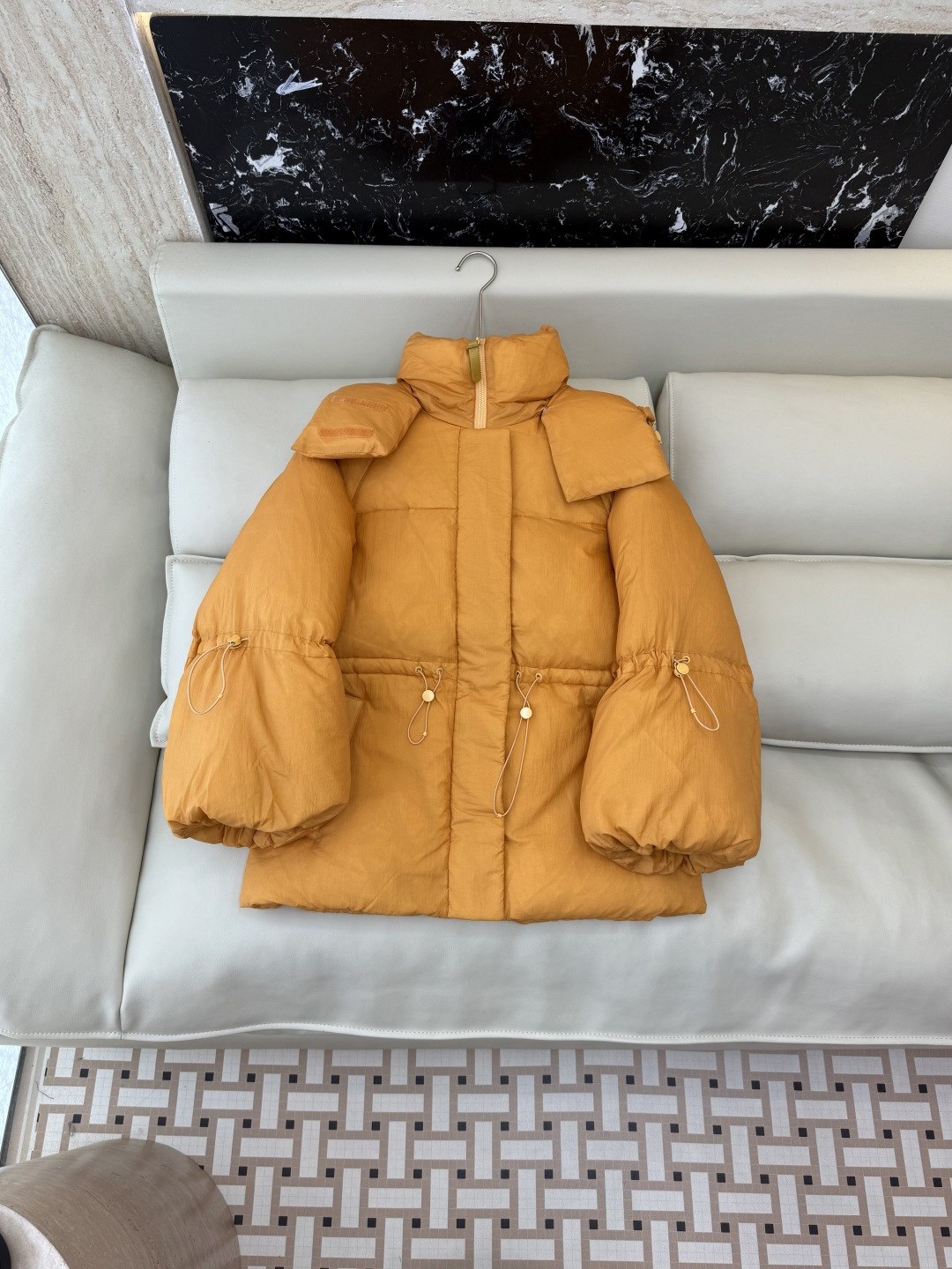 NO:609298,With dust bag QGL034# down jacket MACKAGE 90 white duck down waist style down jacket orange gray black SML code,,down jacket,alexander wang19860909配防尘袋QGL034#羽绒服 MACKAGE 90 白鸭绒 收腰款 羽绒服 橙色 灰色 黑色 SML码,,down jacket,alexander wang,Women's clothing