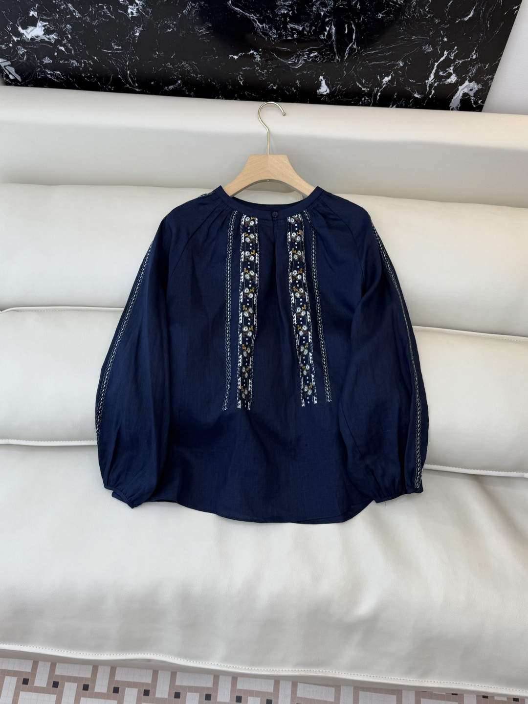 NO:628505,YM060# new shirt P zim… Heavy industry embroidery linen top navy blue white SMLXL,,shirts,alexander wang19860909YM060#新款衬衫P zim… 重工绣花 亚麻上衣 藏青色 白色 SMLXL,,shirts,alexander wang,Women's clothing