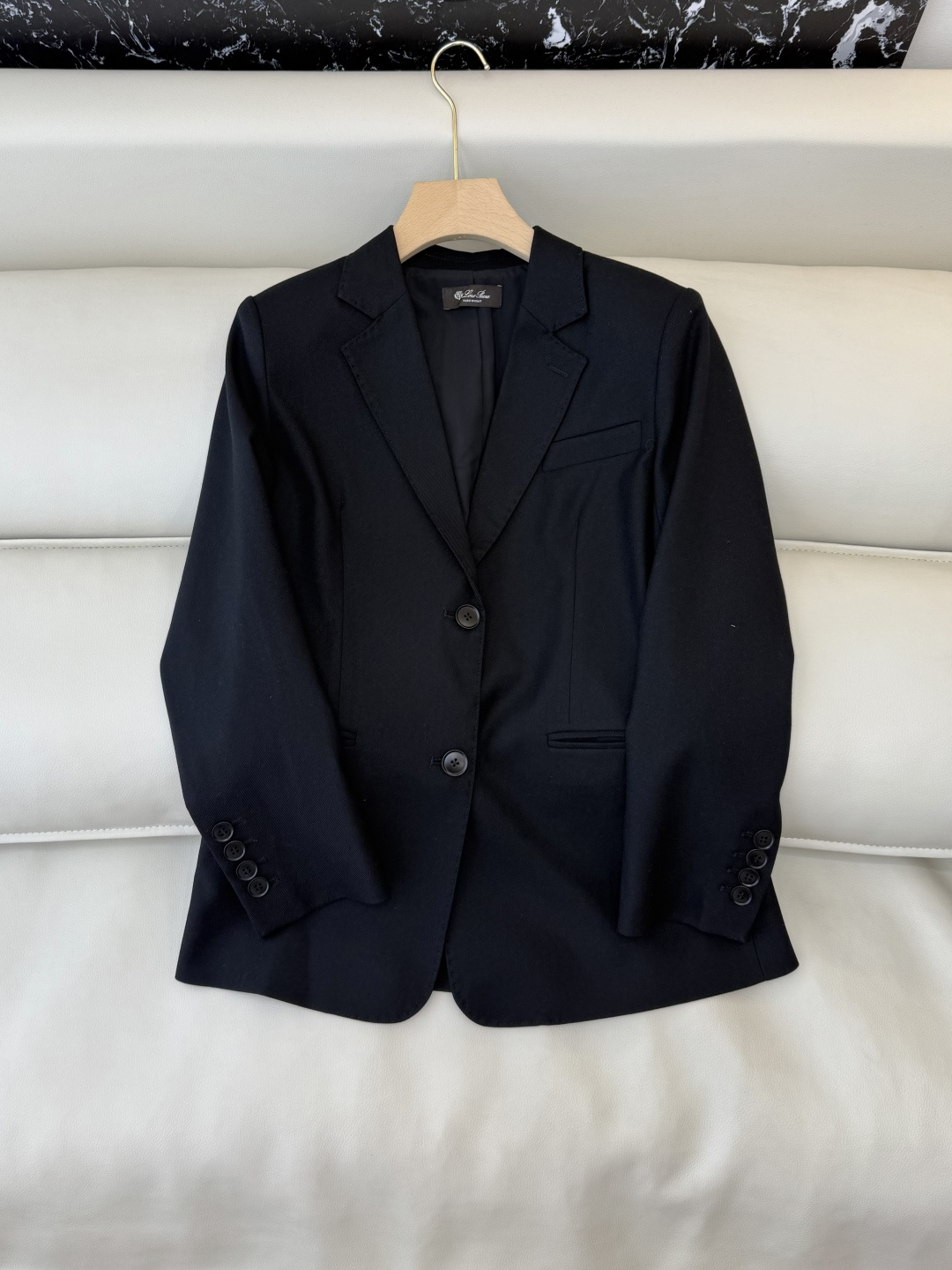 NO:657071,TF# new jacket LP 60 wool two-button long-sleeved suit jacket black caramel color 36-42,,tom ford,loro piana,jackets & coats,business suit,alexander wang19860909TF#新款外套 LP 60 羊毛 两粒扣 长袖西装外套 黑色 焦糖色 36-42,,tom ford,loro piana,jackets & coats,business suit,alexander wang,Women's clothing
