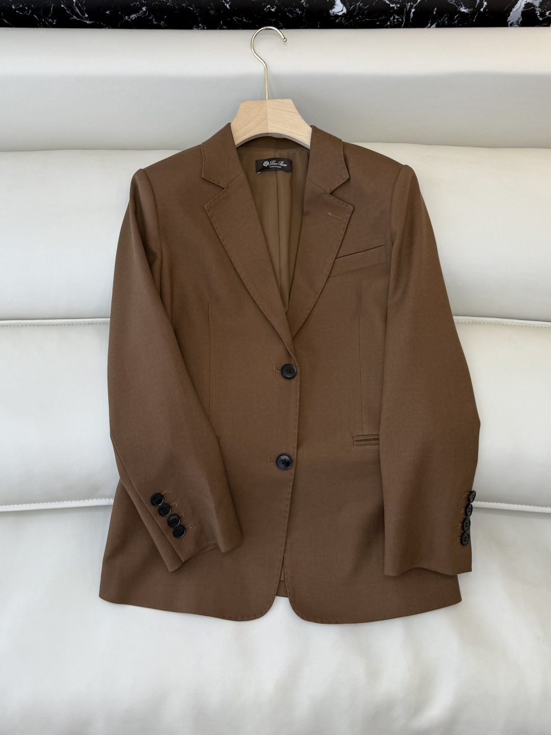 NO:657065,TF# new jacket P LP 60 wool two-button long-sleeved suit jacket black caramel color 36-42,,tom ford,loro piana,jackets & coats,business suit,alexander wang19860909TF#新款外套P LP 60 羊毛 两粒扣 长袖西装外套 黑色 焦糖色 36-42,,tom ford,loro piana,jackets & coats,business suit,alexander wang,Women's clothing