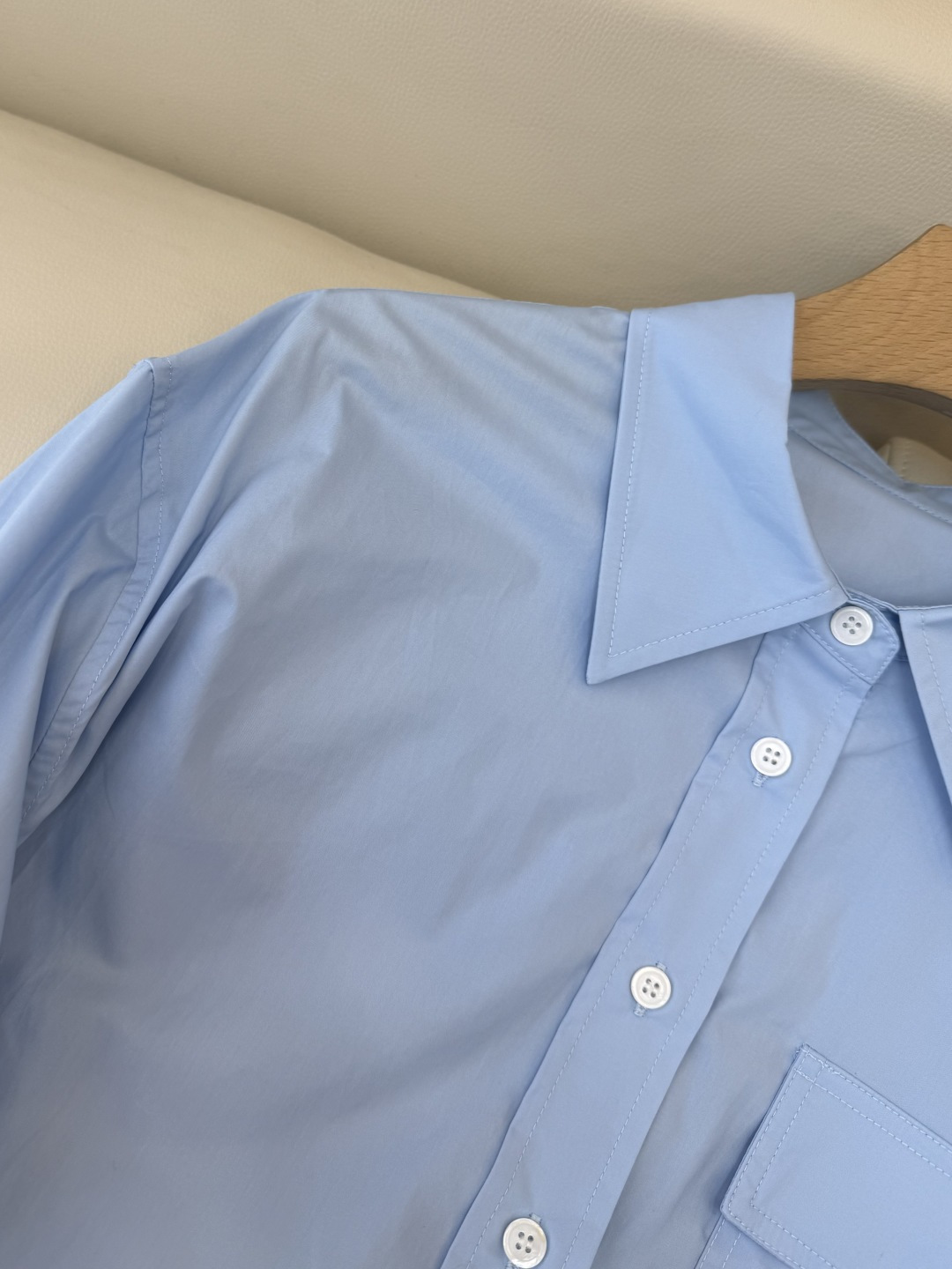 BS1021#新款衬衫💕BC 链条装饰 长袖棉料衬衫 蓝色 白色 36-42