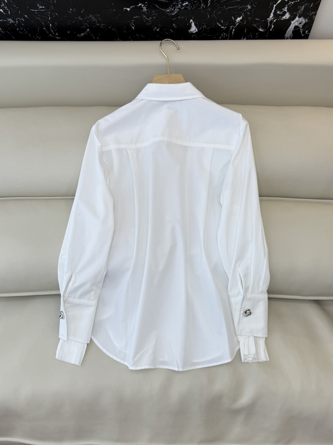 BS1049#新款衬衫。 花朵金属扣 长袖衬衫 白色 SMLXL