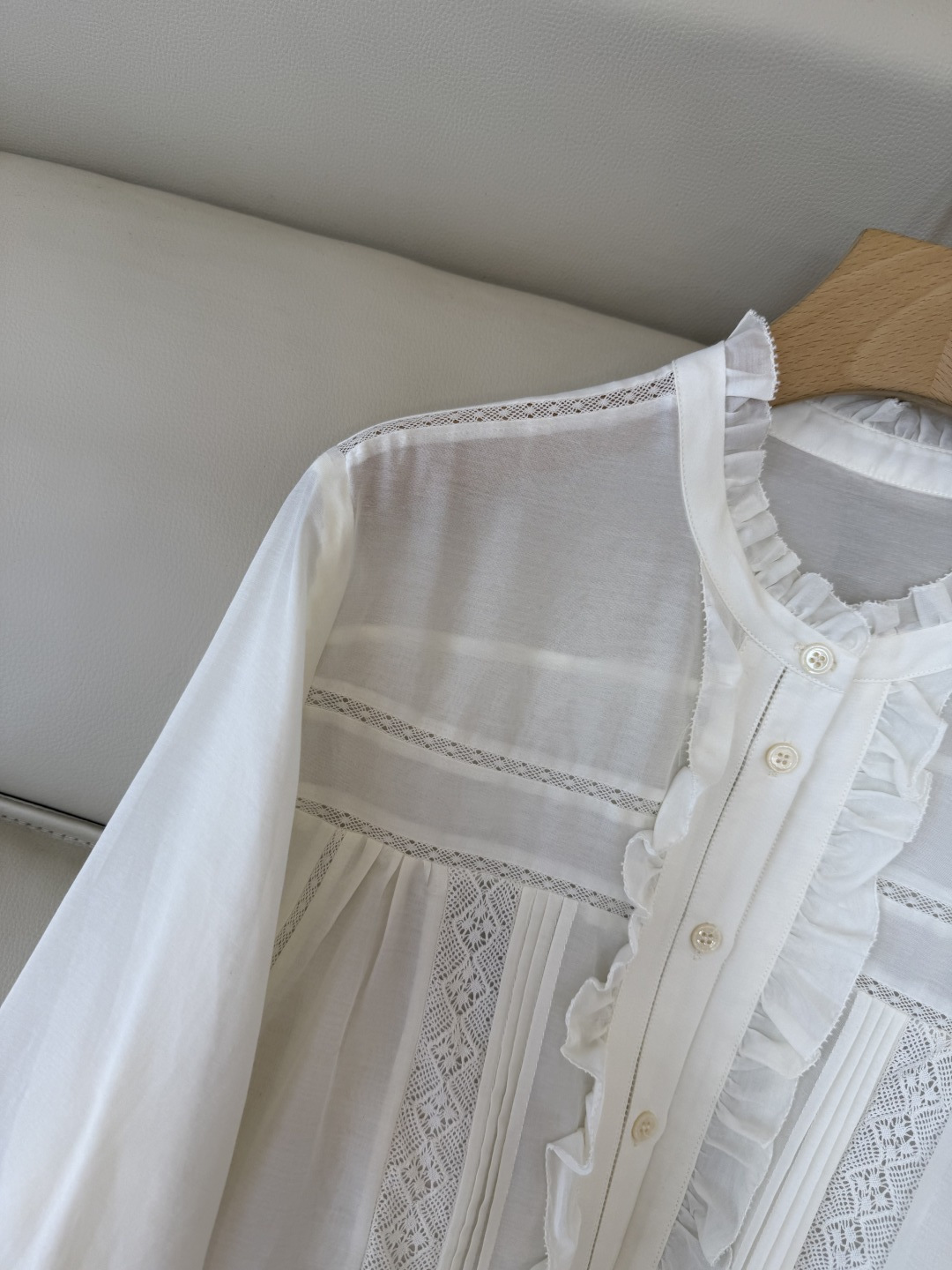 BS1036#新款衬衫💕30% 真丝棉 长袖镂空绣花衬衫 米白色 SMLXL