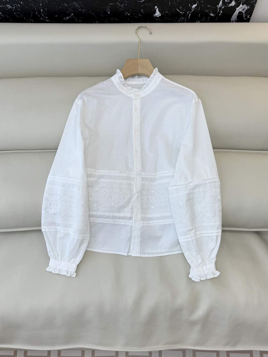 NO:655423,BS1030# New shirt P celine lace long-sleeved cotton shirt white SMLXL,,celine,shirts,alexander wang19860909BS1030#新款衬衫P celine 蕾丝花边长袖棉衬衫 白色 SMLXL,,celine,shirts,alexander wang,Women's clothing