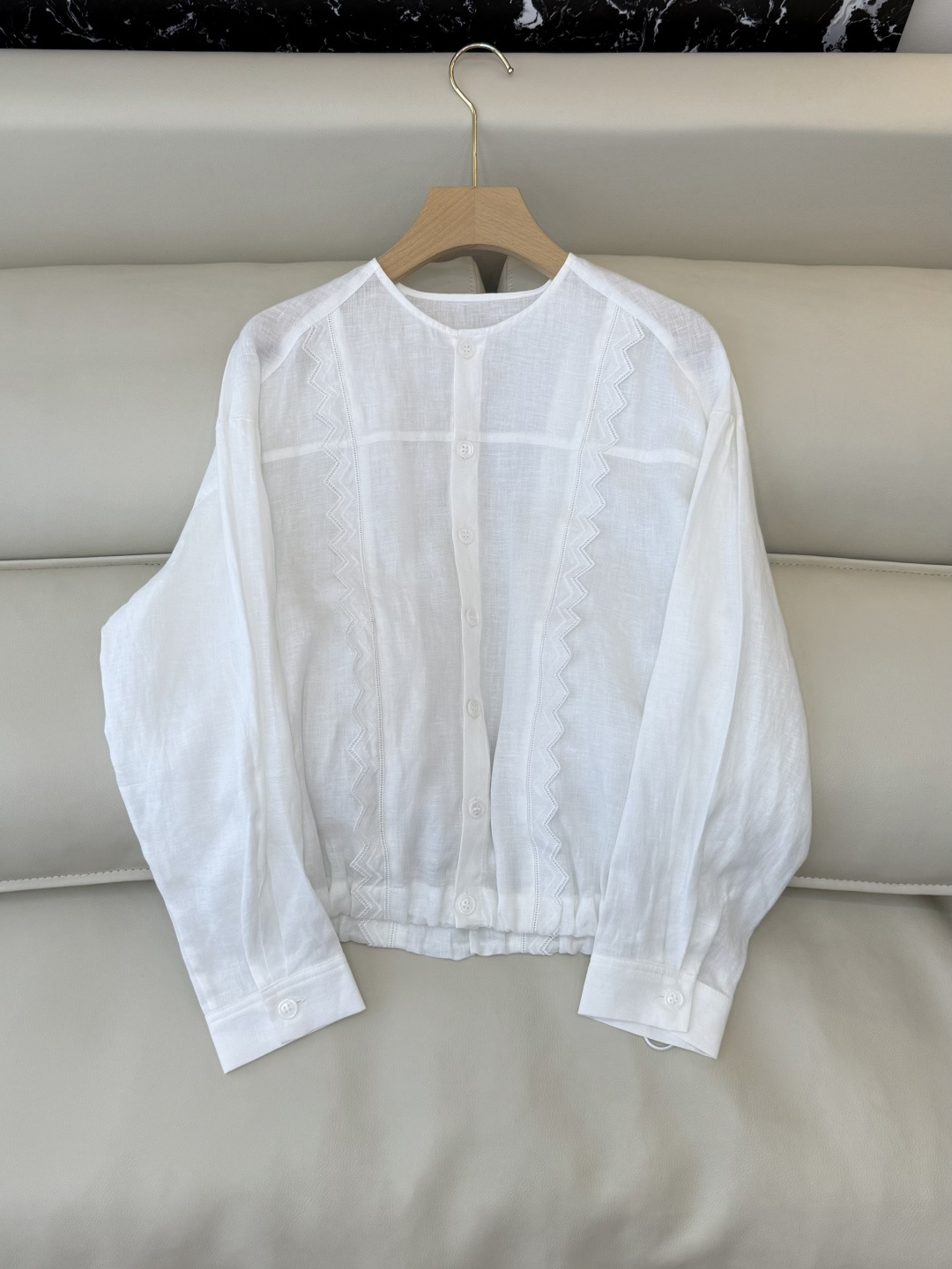 NO:655412,BS1022# new shirt P zim fungus linen long-sleeved shirt navy white SMLXL,,shirts,alexander wang19860909BS1022#新款衬衫P zim 木耳边 亚麻 长袖衬衫 藏青色 白色 SMLXL,,shirts,alexander wang,Women's clothing