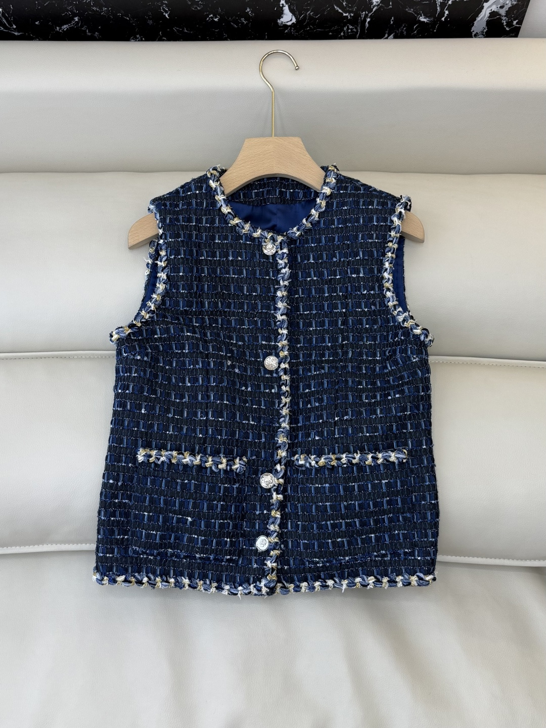 NO:656978,XZ0130# New vest P chanel tweed sleeveless vest jacket blue 36-42,,chanel,jackets & coats,alexander wang19860909XZ0130#新款马甲P chanel 粗花呢 无袖马甲外套 蓝色 36-42,,chanel,jackets & coats,alexander wang,Women's clothing