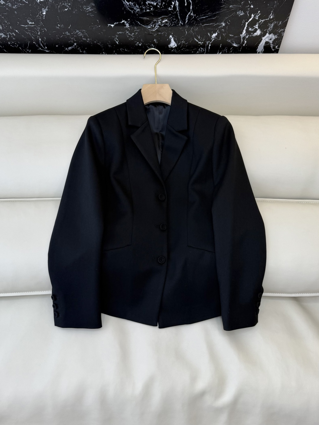 NO:656969,XZ0131# new coat Dior 10 wool one-breasted slim fit long-sleeved suit jacket black off-white 36-42,,dior,jackets & coats,business suit,alexander wang19860909XZ0131#新款外套 Dior 10 羊毛 一排扣 修身显瘦 长袖西装外套 黑色 米白色 36-42,,dior,jackets & coats,business suit,alexander wang,Women's clothing