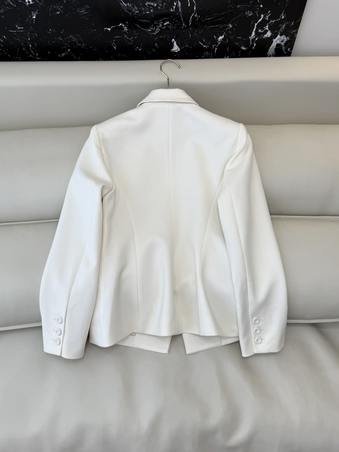 XZ0131#新款外套🌾Dior 10% 羊毛 一排扣 修身显瘦 长袖西装外套 黑色 米白色 36-42