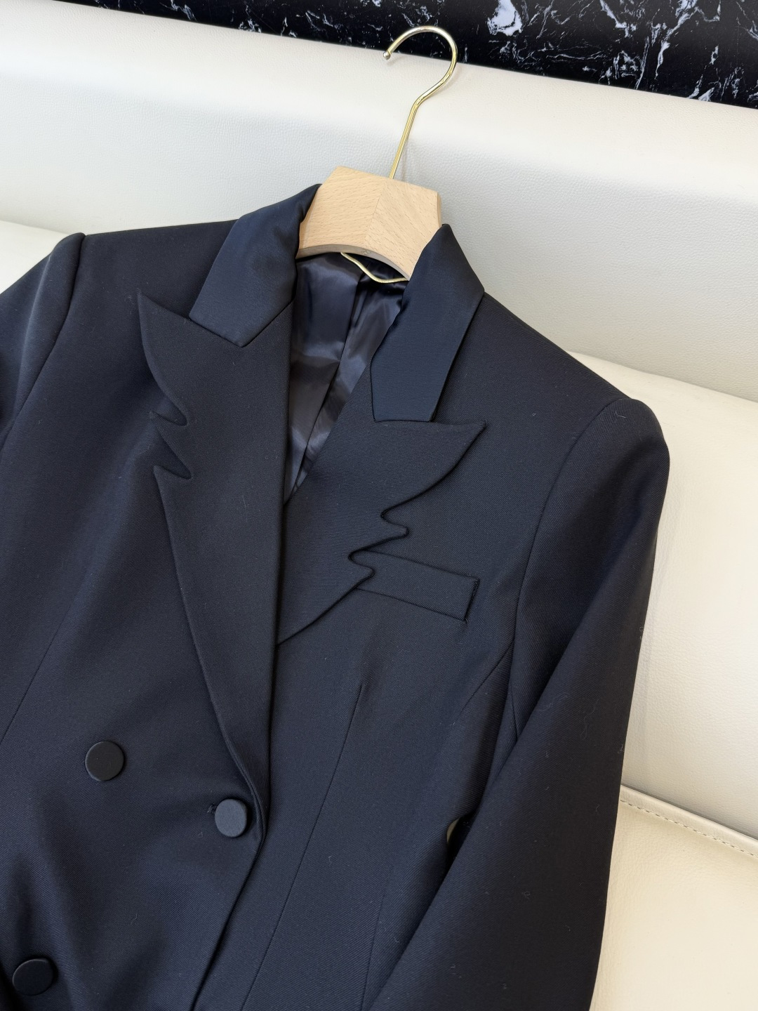 XZ0137#新款外套🌾YSL 天使之翼造型领 80%羊毛 双排扣 长款 西装外套 黑色 白色 SMLX