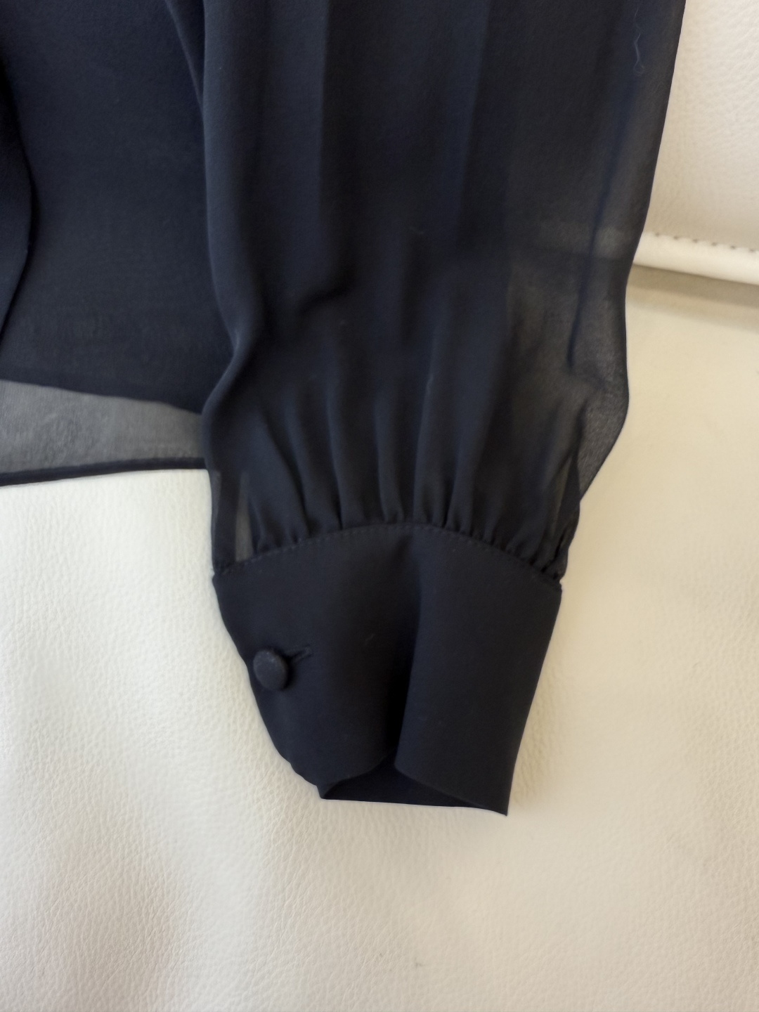 XZ0126#新款衬衫🌾YSL 100% 真丝 蝴蝶结 长袖衬衫 黑色 波点色 SMLXL