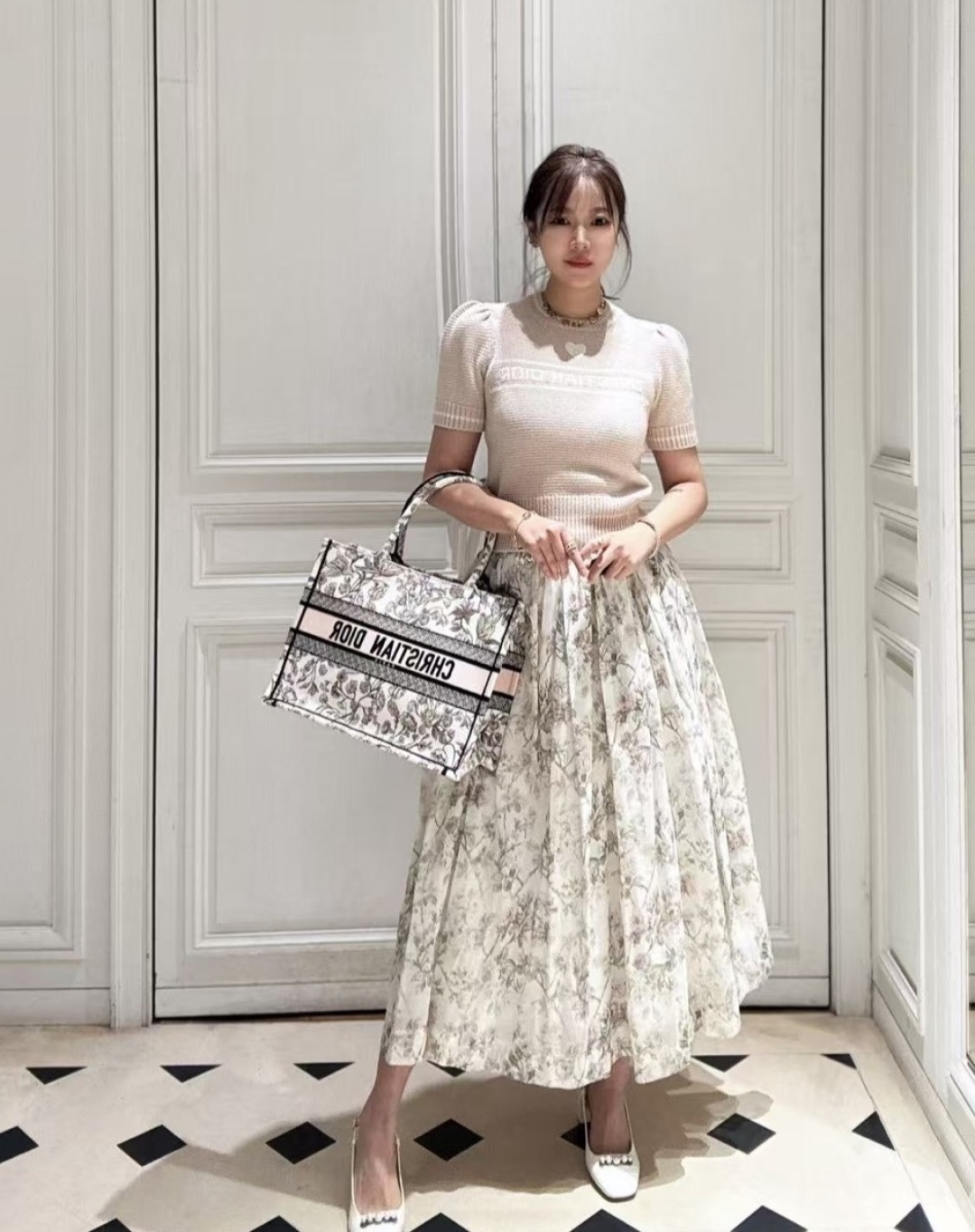 NO:655492,Tops and skirts BS105152 upper body pictures,,skirts,alexander wang19860909上衣 半裙BS105152 上身图,,skirts,alexander wang,Women's clothing