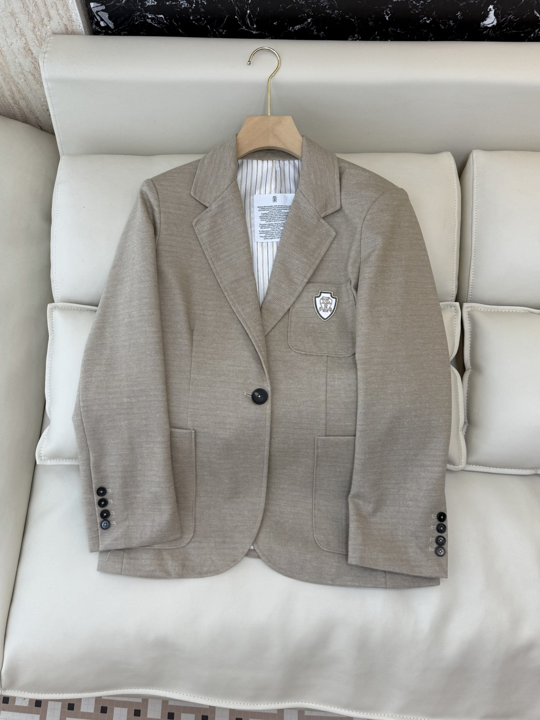 NO:657105,QD7932#New Jacket P BC Original Quality 30 Wool Embroidered Logo Suit Jacket Gray Beige 36-42,,jackets & coats,business suit,alexander wang19860909QD7932#新款外套P BC 原单品质 30 羊毛 绣花logo 西装外套 灰色 米色 36-42,,jackets & coats,business suit,alexander wang,Women's clothing