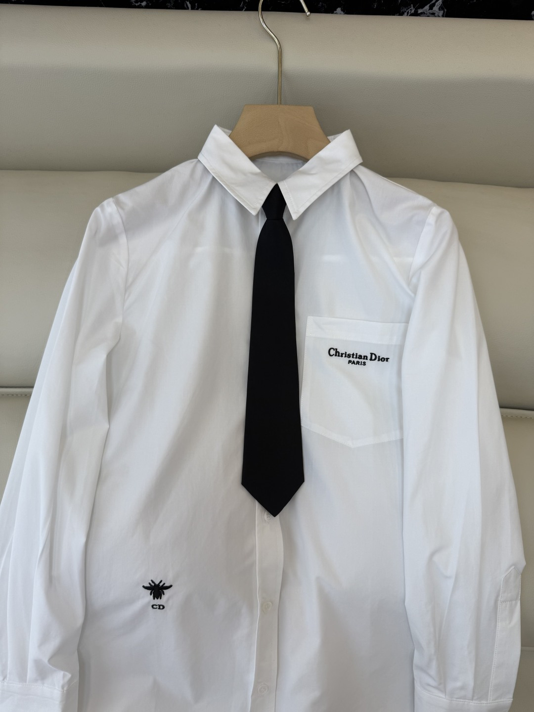 CY076#新款衬衫。Dior 小蜜蜂 绣花logo 长款纯棉衬衫 白色 SML