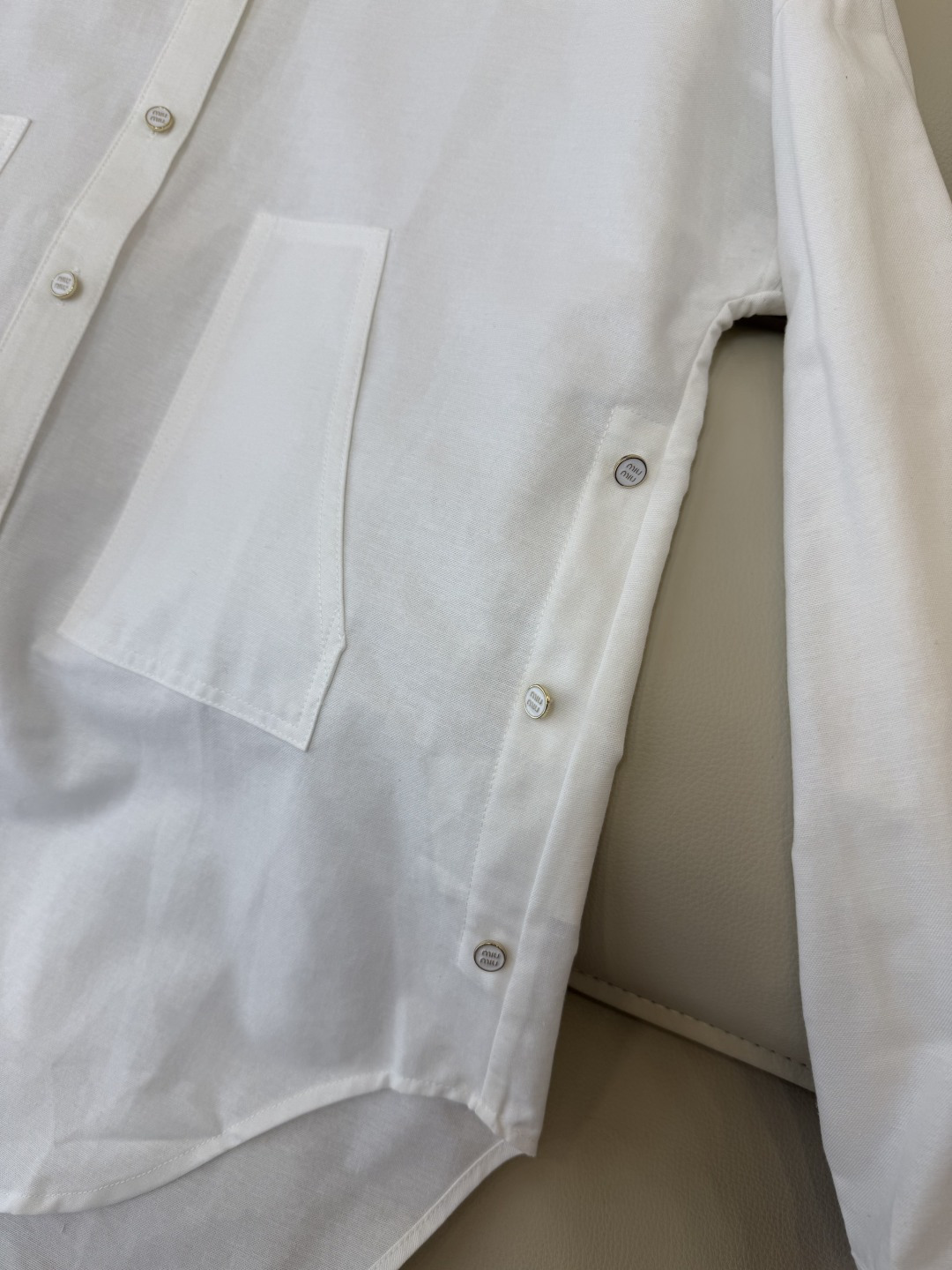 CY076#新款衬衫。Dior 小蜜蜂 绣花logo 长款纯棉衬衫 白色 SML