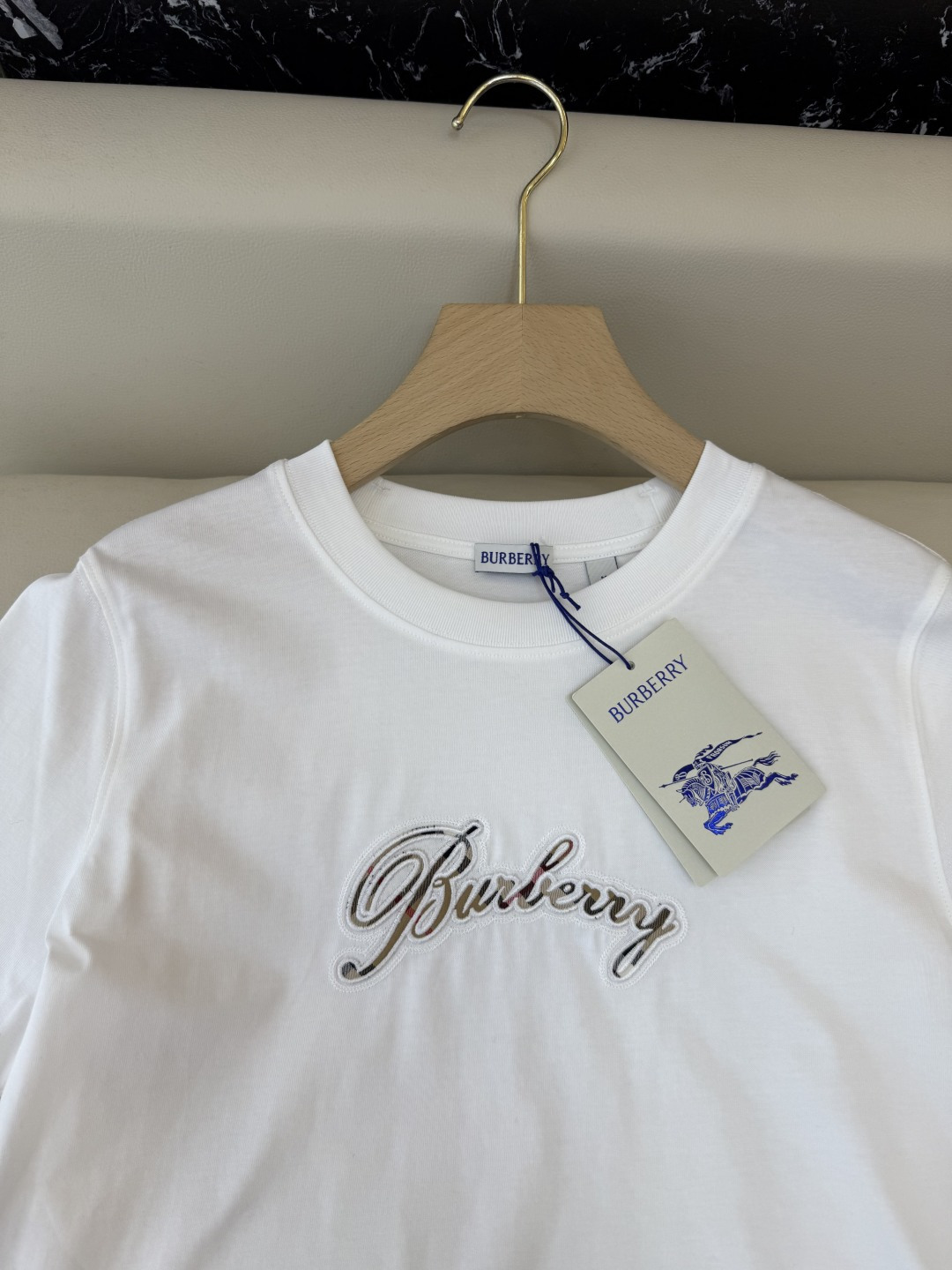 QG0134#新款T恤‼️Bur 印花字母logo 短袖T恤 四色 SML