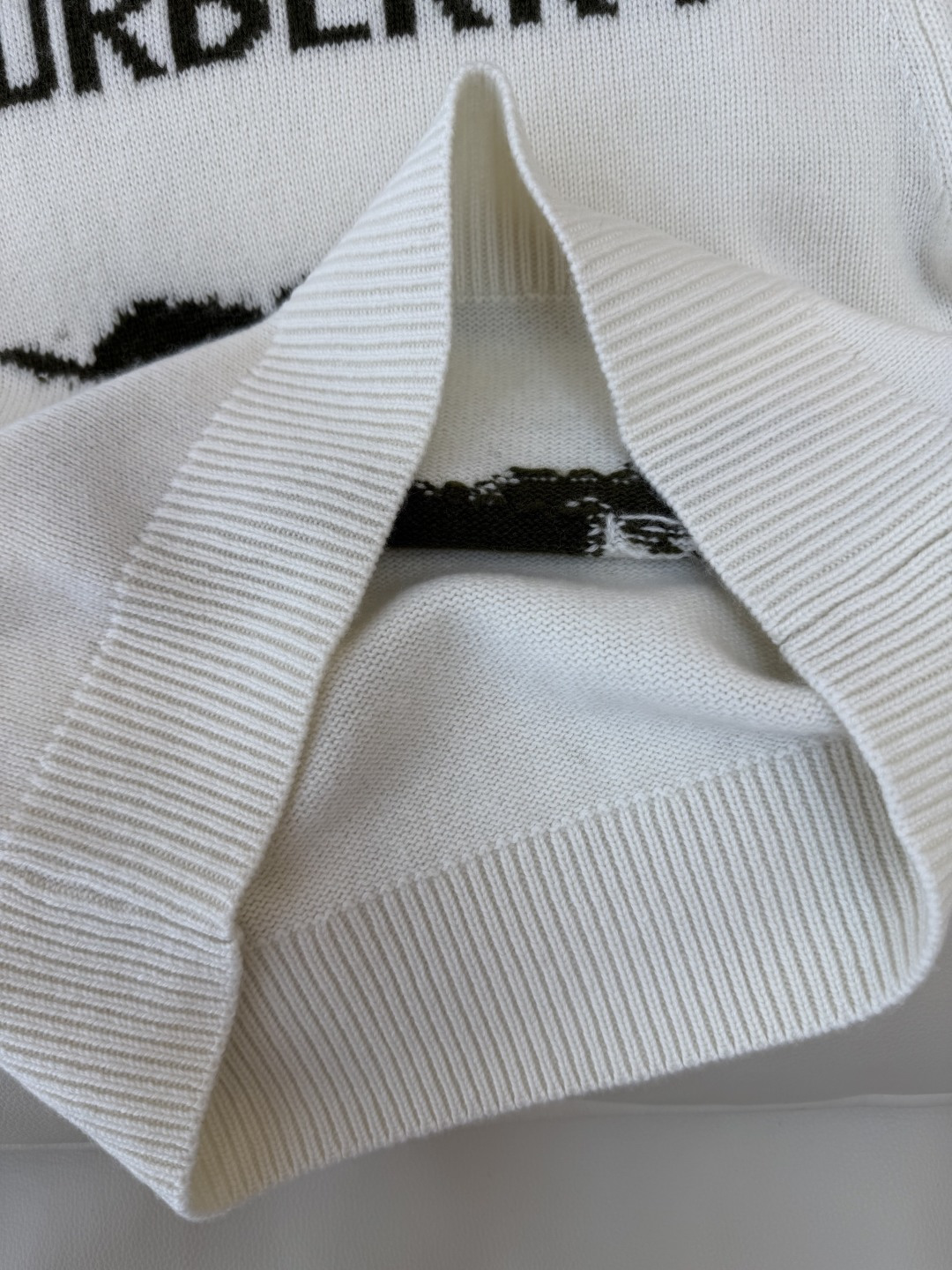 QG0133#新款毛衣‼️Bur 字母战马logo 短袖 毛衣 蓝色 白色 SML