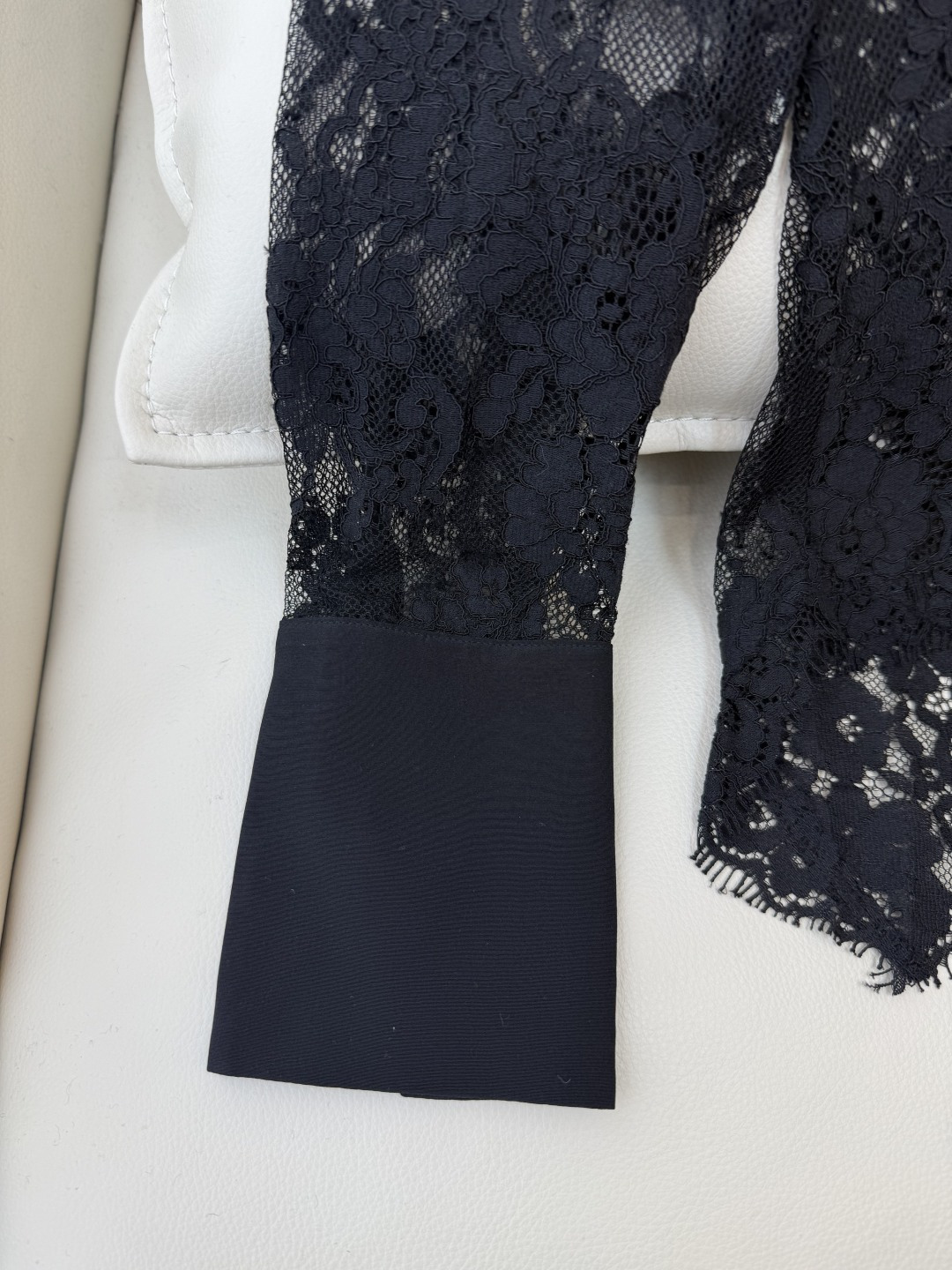 QD7656#新款衬衫💕ES 重工 顺宇丝 100% 真丝蕾丝绣花长袖衬衫 黑色 白色 SMLXL