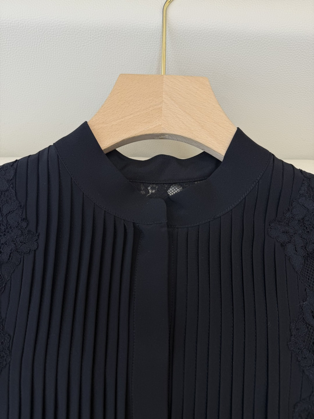 QD7656#新款衬衫💕ES 重工 顺宇丝 100% 真丝蕾丝绣花长袖衬衫 黑色 白色 SMLXL