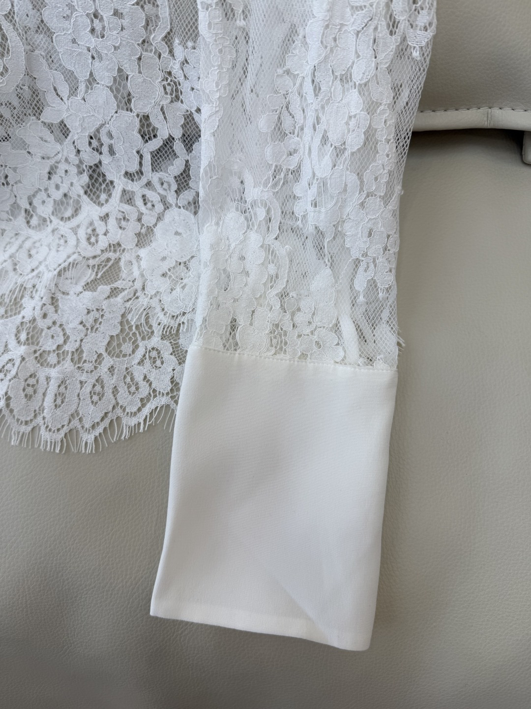 QD7656#新款衬衫💕ES 重工 顺宇丝 100% 真丝蕾丝绣花长袖衬衫 黑色 白色 SMLXL