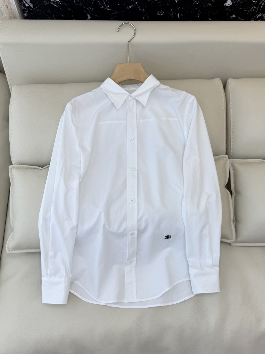 NO:665406,CY080# new shirt celine Arc de Triomphe logo embroidered long cotton shirt white SML,,celine,shirts, 19860909CY080#新款衬衫 celine 凯旋门logo绣花 长款纯棉衬衫 白色 SML,,celine,shirts, ,Women's clothing