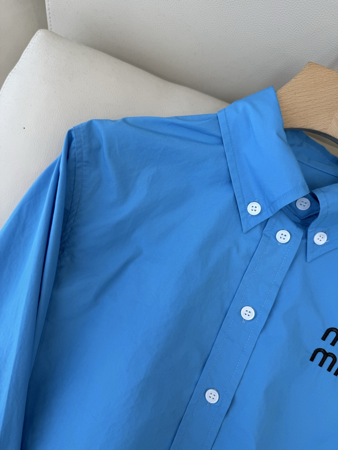 CY078#新款衬衫💕miu 家 字母绣花 长款纯棉衬衫 蓝色 白色 SML