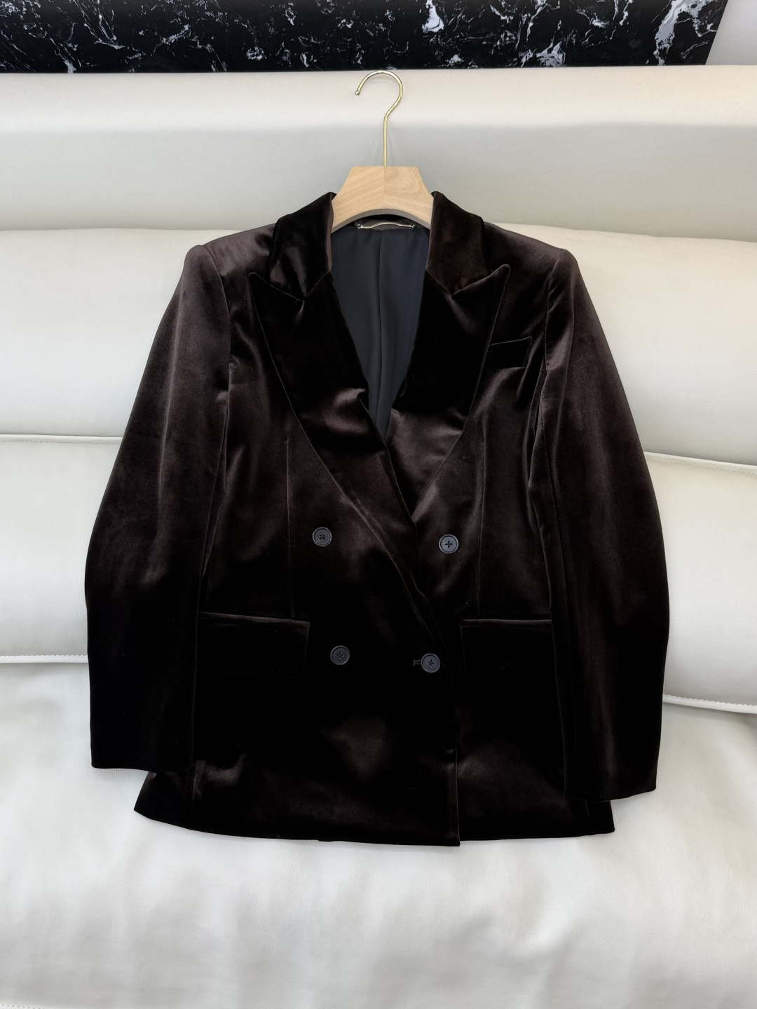 NO:665292,XZ0140# New Jacket P YSL Velvet Double Breasted Suit Jacket Black Brown SMLXL,,saint laurent,jackets & coats,business suit, 19860909XZ0140#新款外套P YSL 丝绒双排扣 西装外套 黑色 棕色 SMLXL,,saint laurent,jackets & coats,business suit, ,Women's clothing