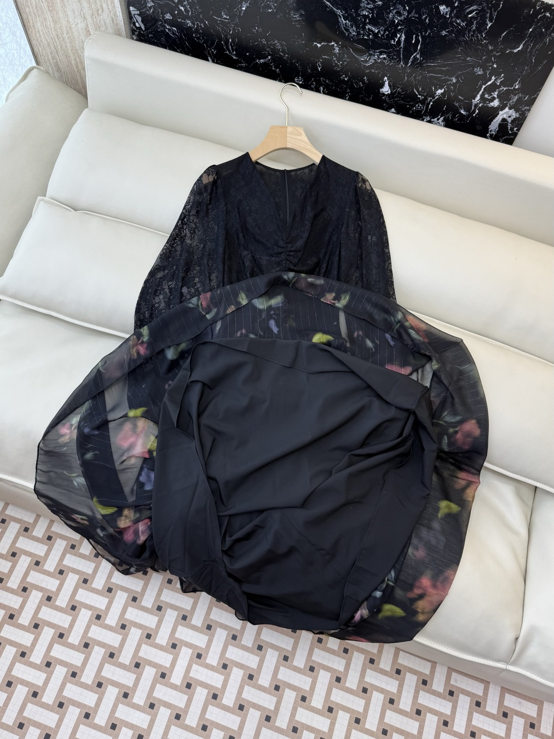 XF056#新款套装💕飘逸印花长袖V领蕾丝长裙 连衣裙 SMLXL