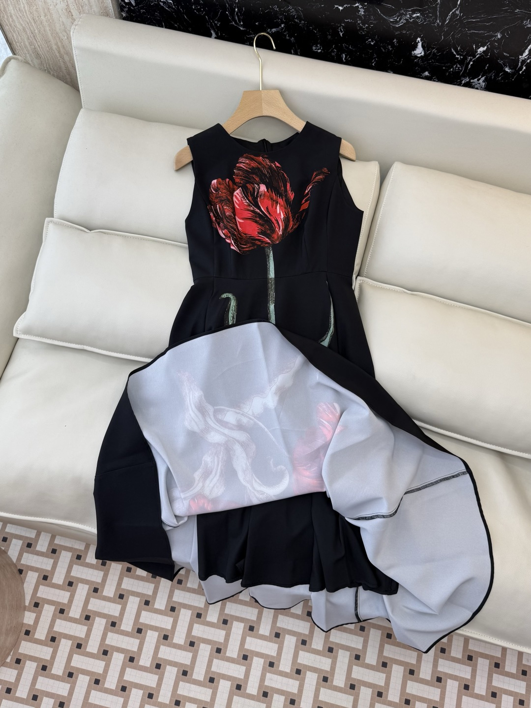 XF065#新款连衣裙💕郁金香印花 小黑裙 无袖长裙 连衣裙 黑色 SMLXL