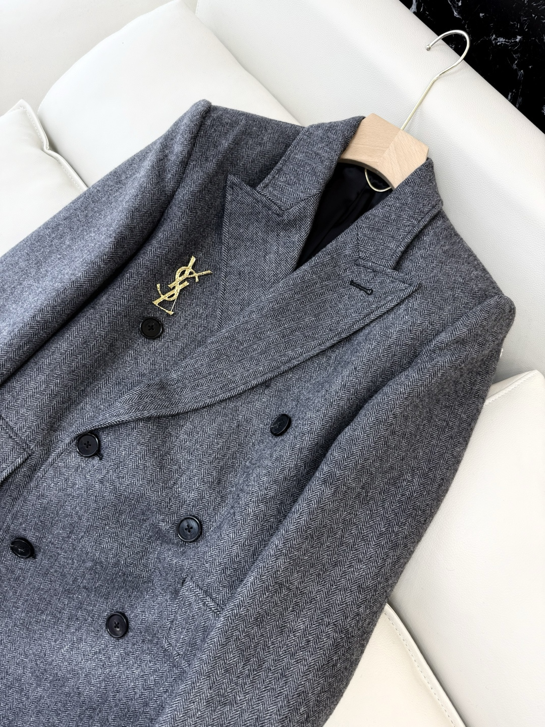 XZ0148#新款外套💕YSL 超级大爆款 50%羊毛 西装料长袖外套 灰色 SMLXL