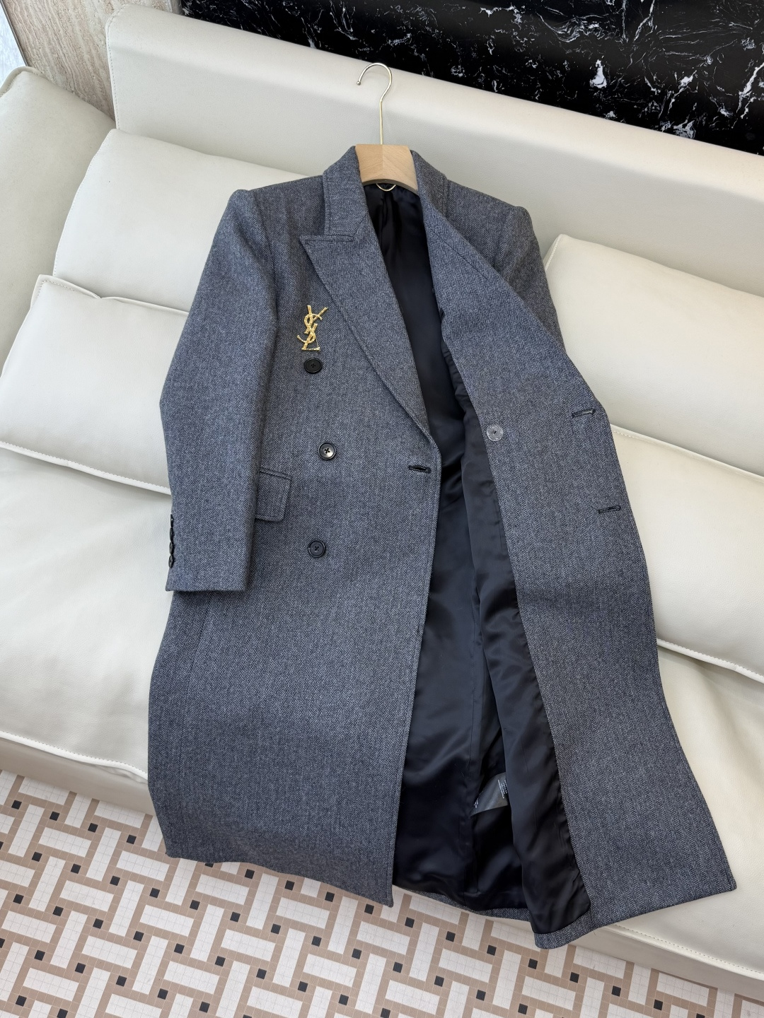 XZ0148#新款外套💕YSL 超级大爆款 50%羊毛 西装料长袖外套 灰色 SMLXL