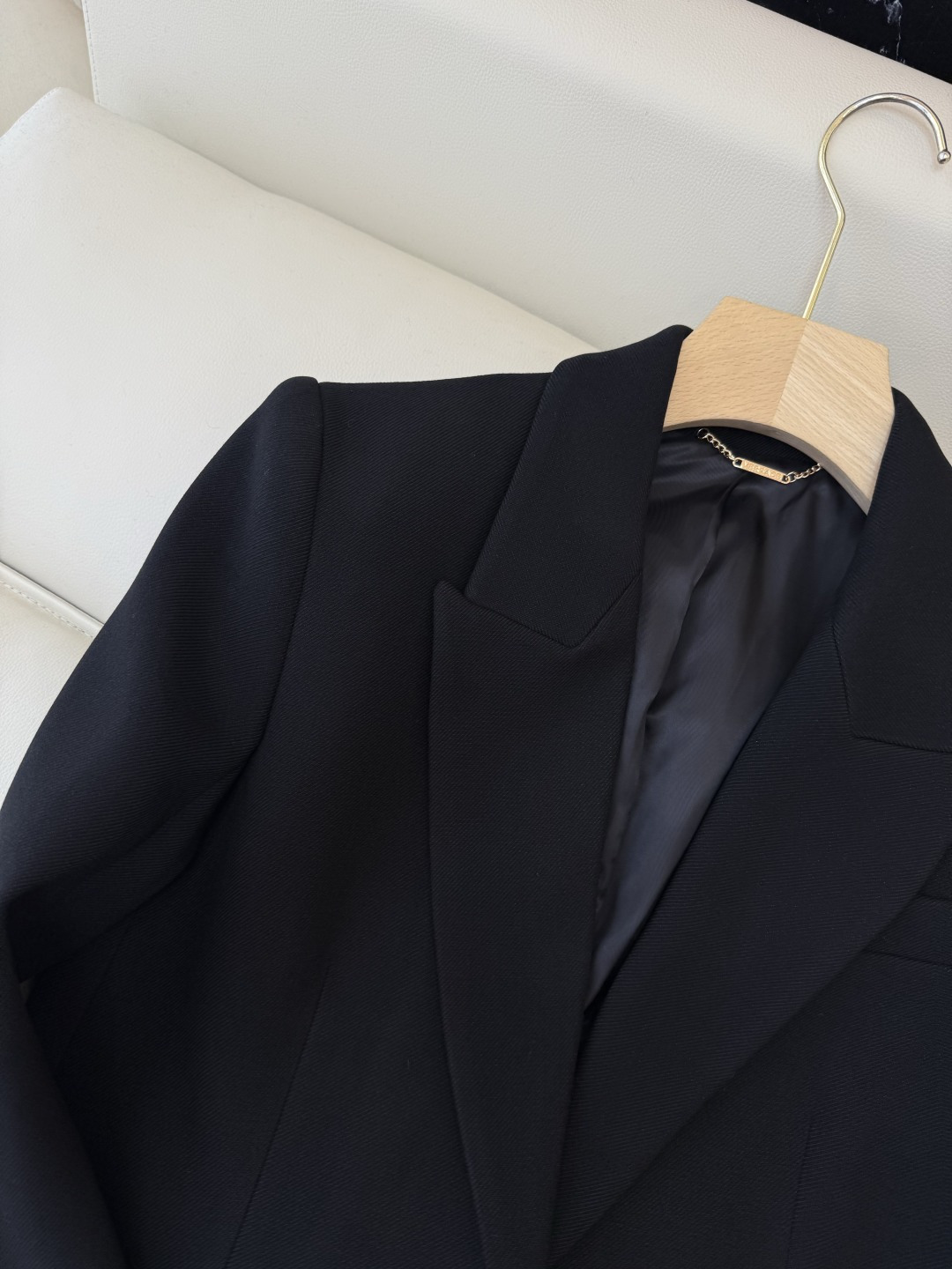 XZ0149#新款外套💕VERSACE 范思哲 30%羊毛 西装料长袖外套 黑色 SMLXL