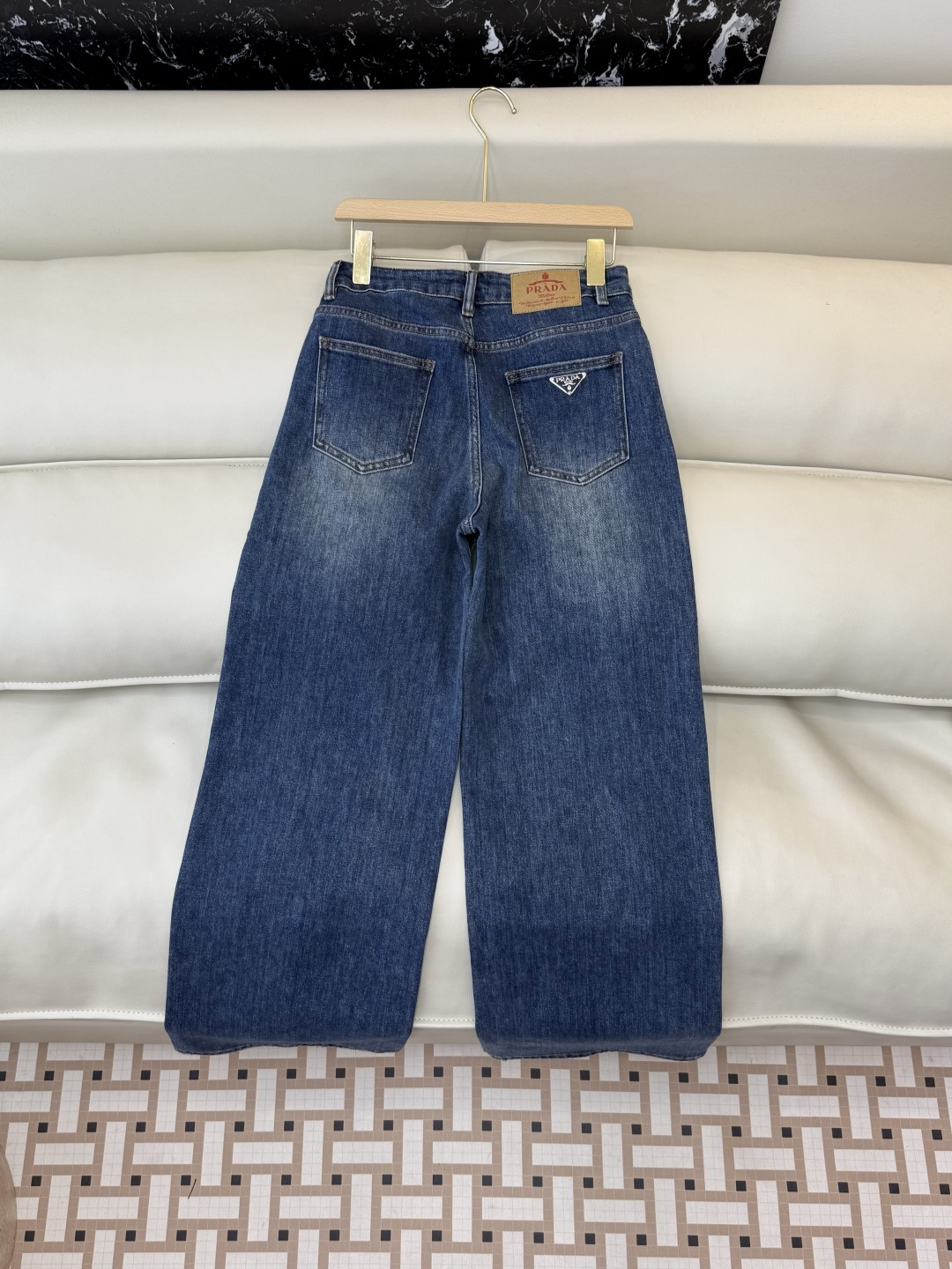 新款牛仔裤💕PRADA 三角标 水洗 牛仔长裤 蓝色 SMLXL