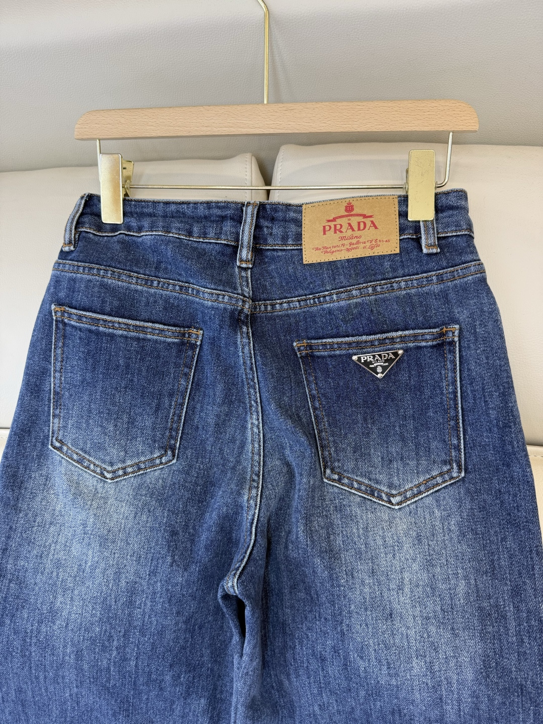 新款牛仔裤💕PRADA 三角标 水洗 牛仔长裤 蓝色 SMLXL