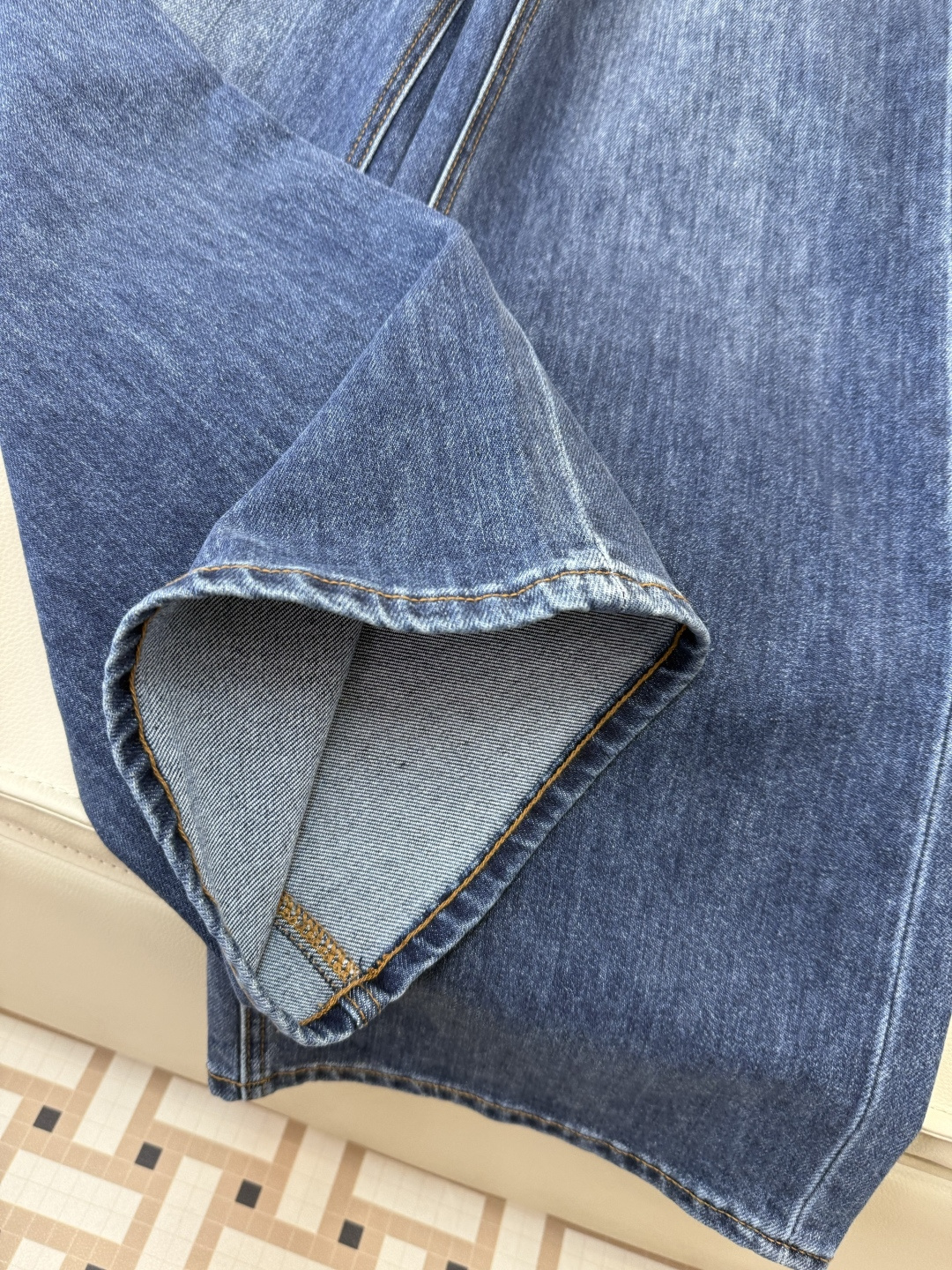 新款牛仔裤💕chanel 牛仔长裤 黑色 蓝色 SMLXL