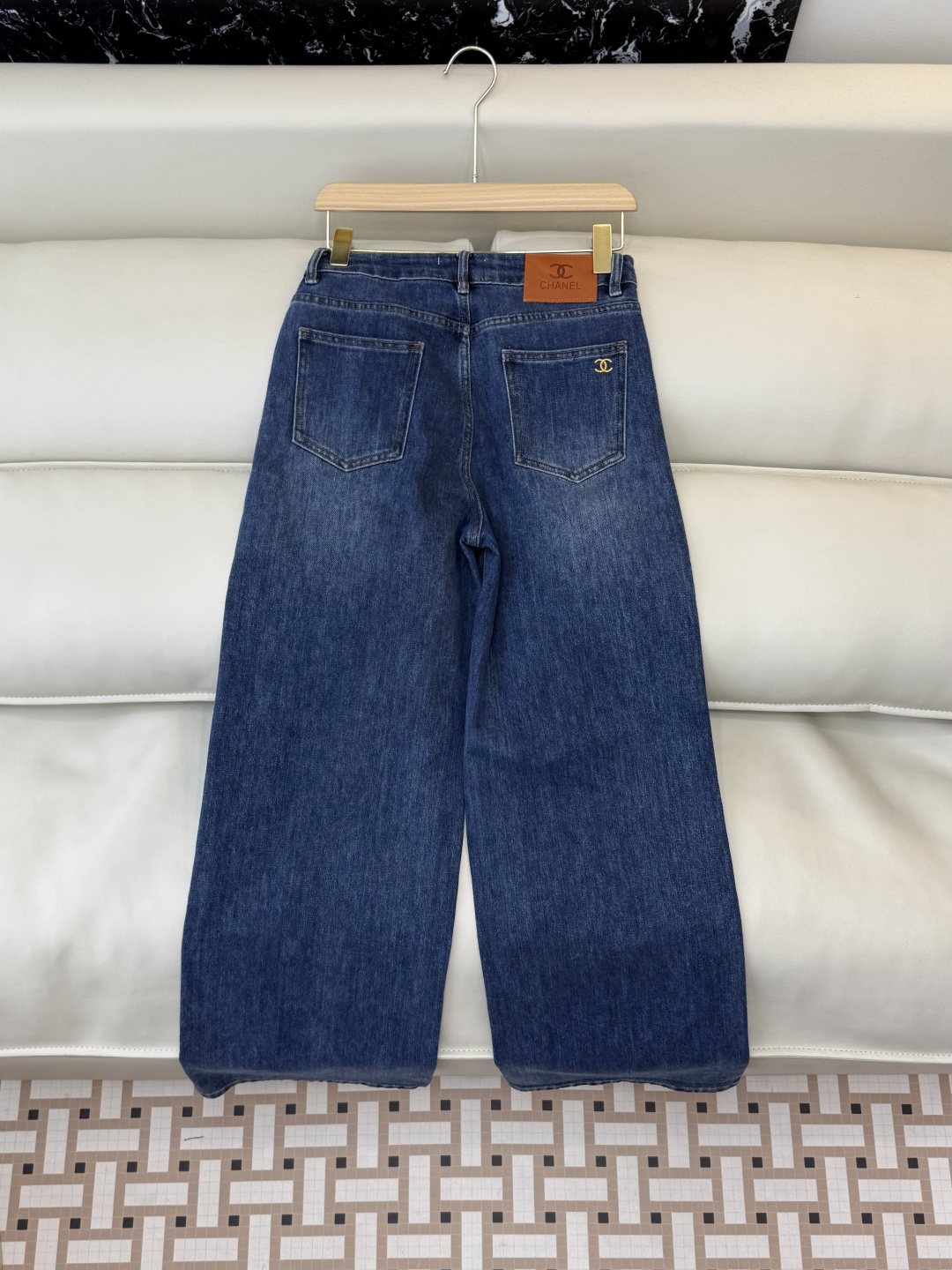 新款牛仔裤💕chanel 牛仔长裤 黑色 蓝色 SMLXL