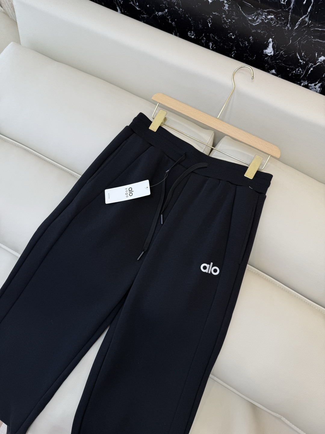 新款套装💕Alo 加绒卫衣➕长裤套装 黑色 灰色 米色 粉色 SMLXL