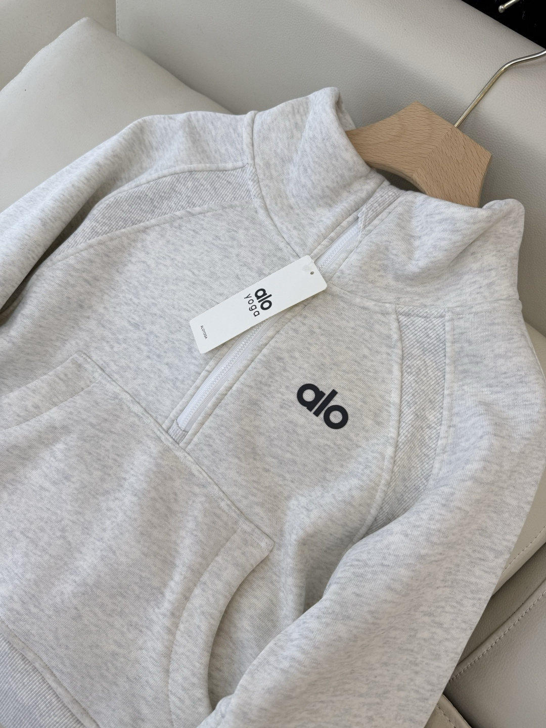 新款套装💕Alo 加绒卫衣➕长裤套装 黑色 灰色 米色 粉色 SMLXL