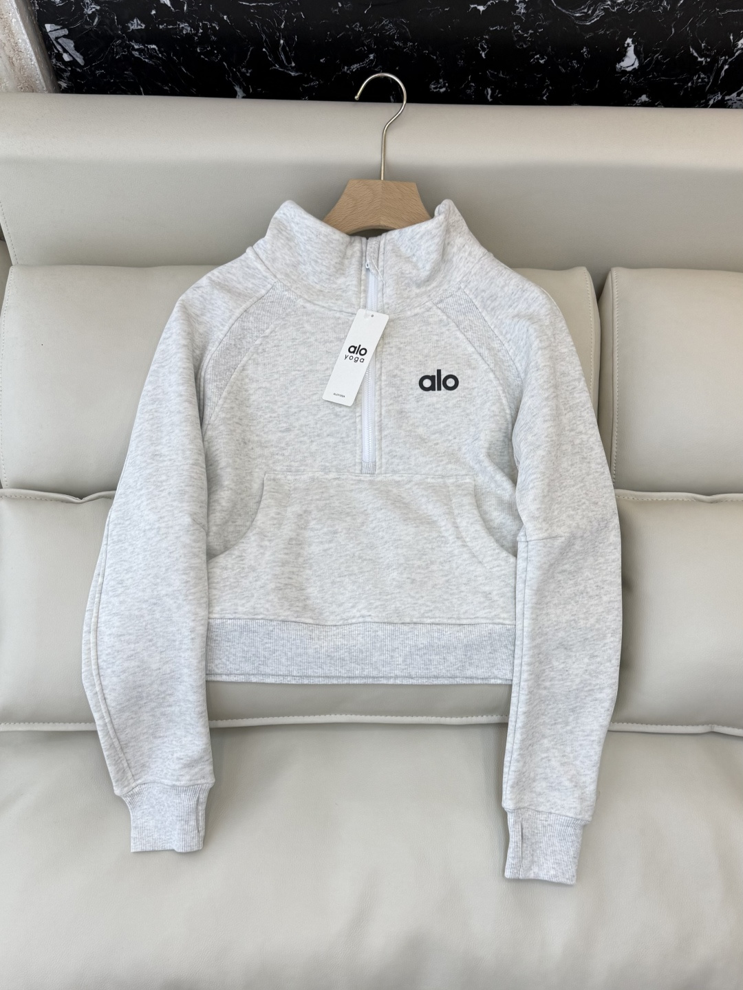 新款套装💕Alo 加绒卫衣➕长裤套装 黑色 灰色 米色 粉色 SMLXL